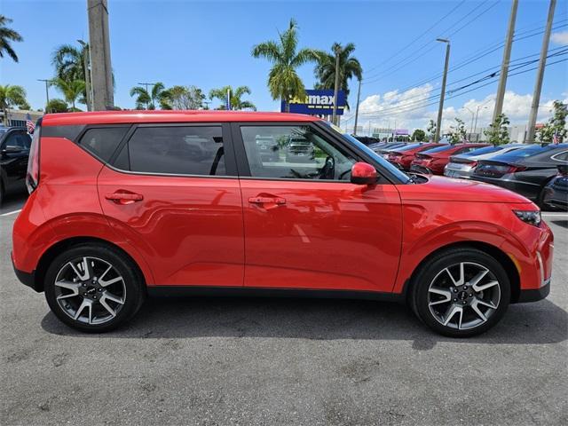 Photo of 2024 Inferno Red Kia Soul