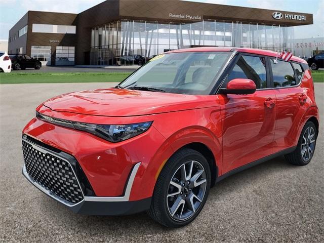 Photo of 2024 Inferno Red Kia Soul