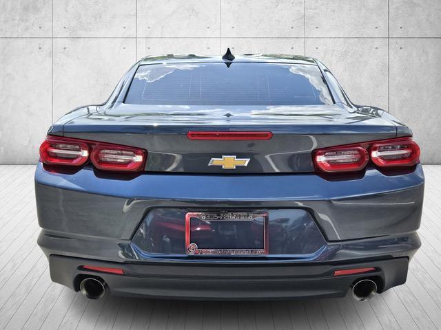Photo of 2023 Shadow Gray Metallic Chevrolet Camaro
