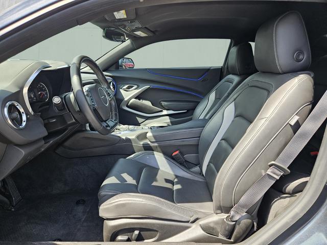 Photo of 2023 Shadow Gray Metallic Chevrolet Camaro