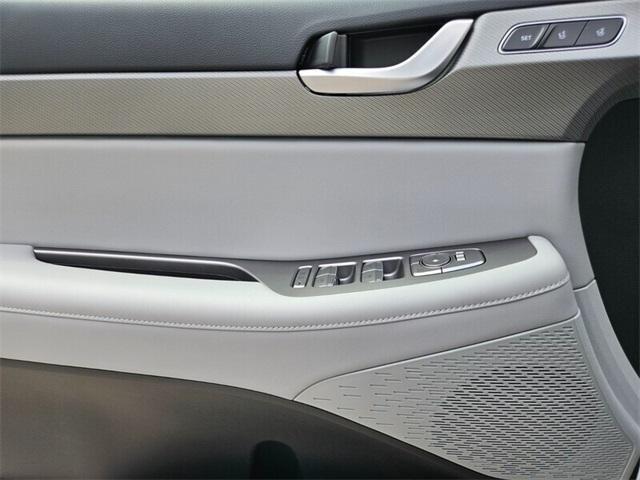 Photo of 2025 Hyper White Hyundai PALISADE