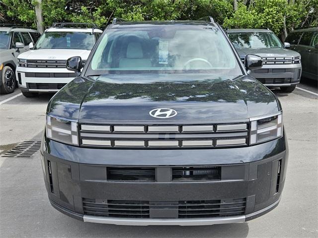 Photo of 2025 Phantom Black Hyundai SANTA FE HEV