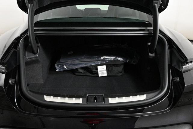 Photo of 2025 Porsche Taycan