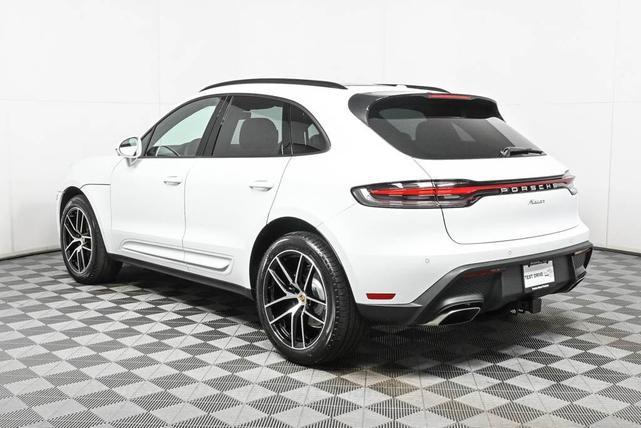 Photo of 2025 White Porsche Macan