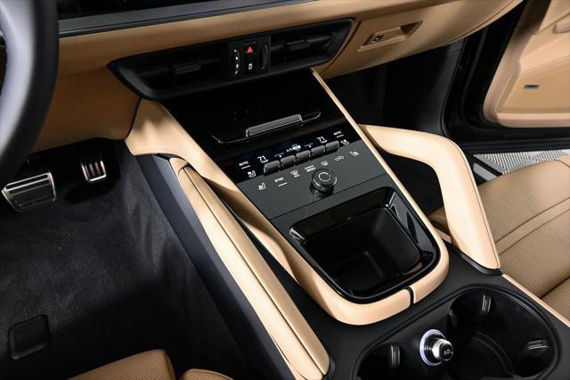 Photo of 2025 Porsche Cayenne