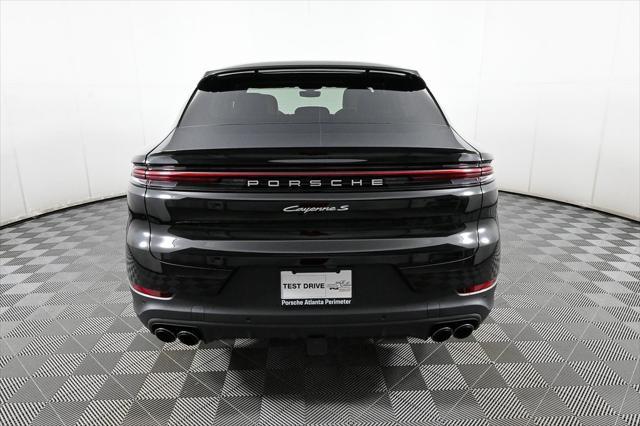 Photo of 2025 Porsche Cayenne