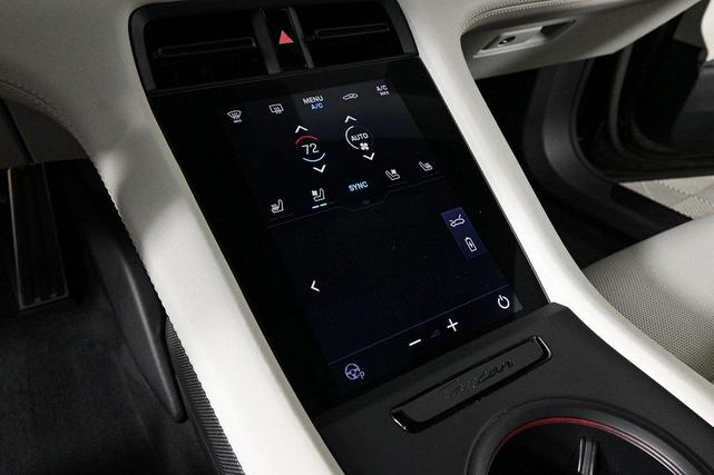 Photo of 2022 Jet Black Metallic Porsche Taycan