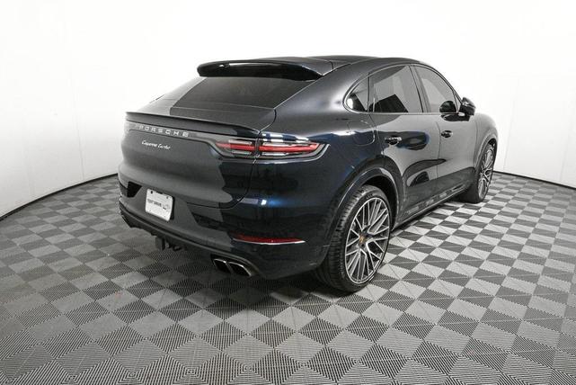 Photo of 2020 Moonlight Blue Porsche Cayenne