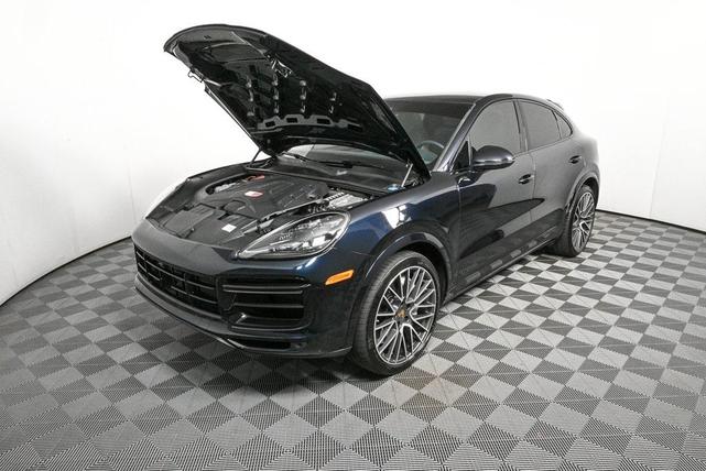 Photo of 2020 Moonlight Blue Porsche Cayenne