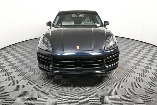 Photo of 2020 Moonlight Blue Porsche Cayenne