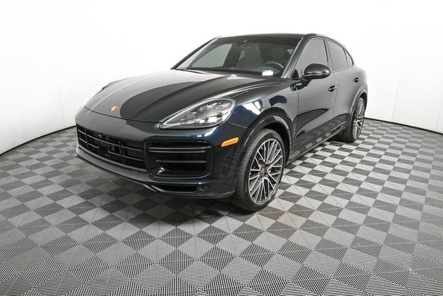 Photo of 2020 Moonlight Blue Porsche Cayenne