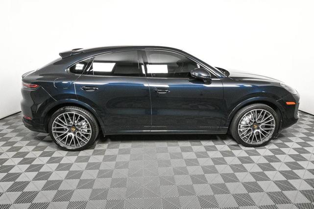 Photo of 2020 Moonlight Blue Porsche Cayenne