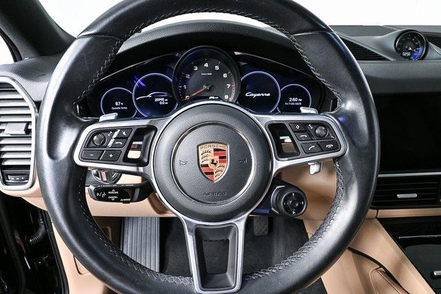 Photo of 2022 Black Porsche Cayenne