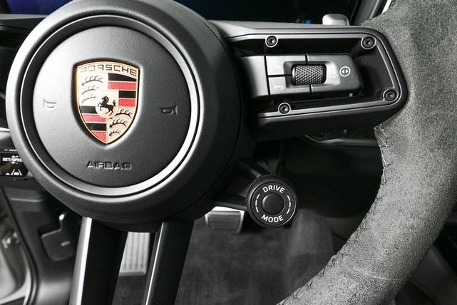 Photo of 2024 Chalk Porsche Cayenne