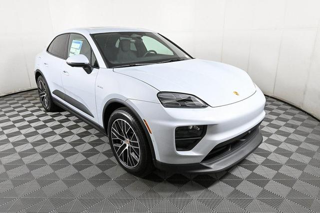 Photo of 2025 Ice Grey Metallic Porsche Macan