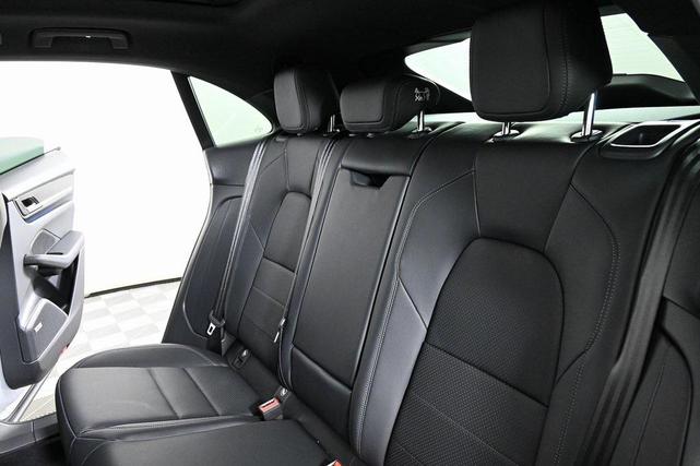 Photo of 2025 Ice Grey Metallic Porsche Macan