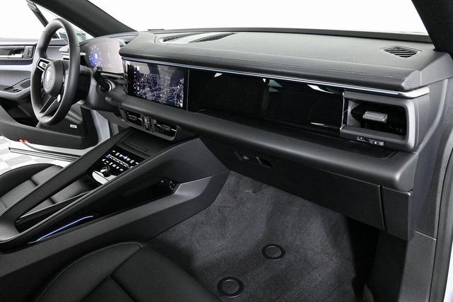 Photo of 2025 Ice Grey Metallic Porsche Macan