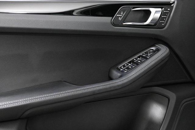 Photo of 2025 Porsche Macan