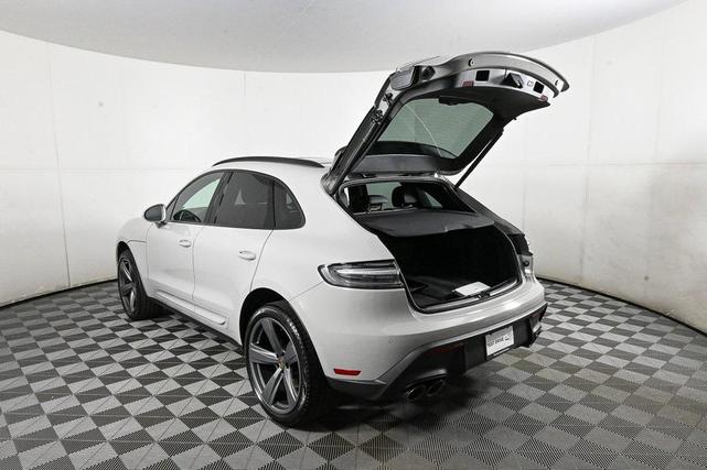 Photo of 2025 Porsche Macan