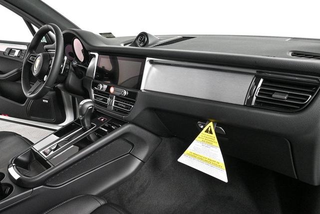 Photo of 2026  Porsche Macan