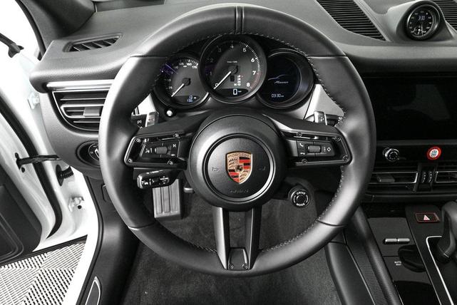 Photo of 2026  Porsche Macan