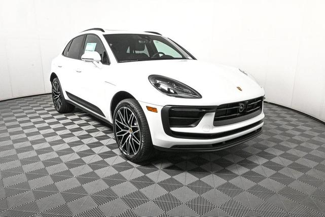 Photo of 2026  Porsche Macan