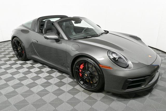 Photo of 2024 Agate Grey Metallic Porsche 911