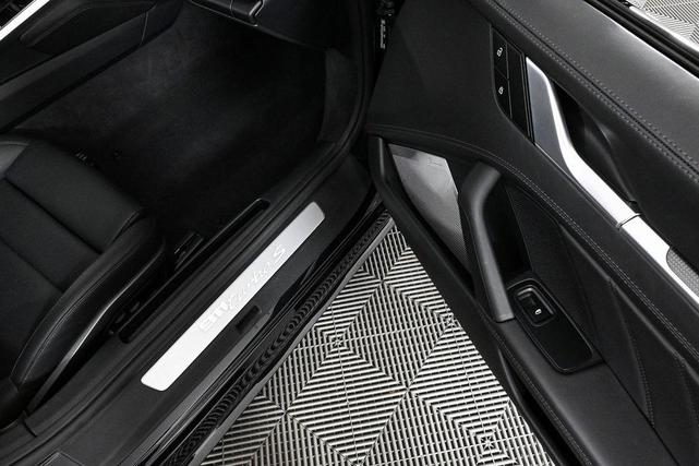 Photo of 2024 Jet Black Metallic Porsche 911