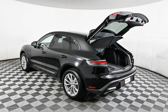 Photo of 2025 Black Porsche Macan
