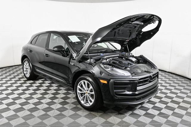 Photo of 2025 Black Porsche Macan