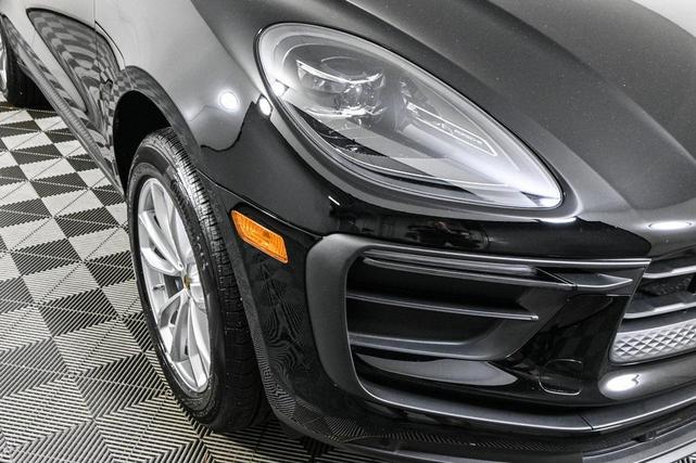 Photo of 2025 Black Porsche Macan