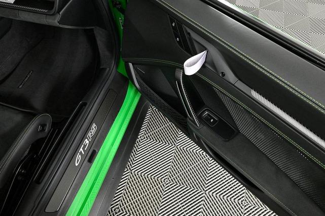 Photo of 2023 Python Green Porsche 911