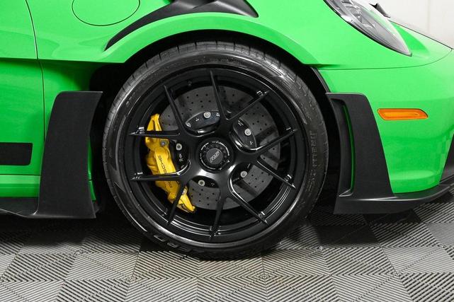 Photo of 2023 Python Green Porsche 911