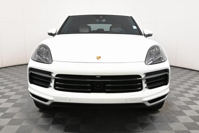 Photo of 2021 White Porsche Cayenne