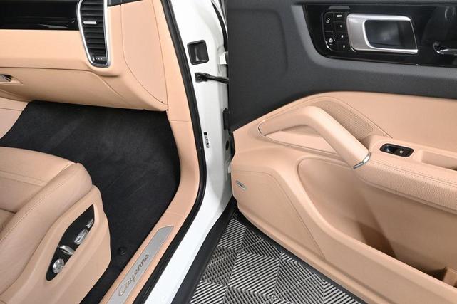 Photo of 2021 White Porsche Cayenne