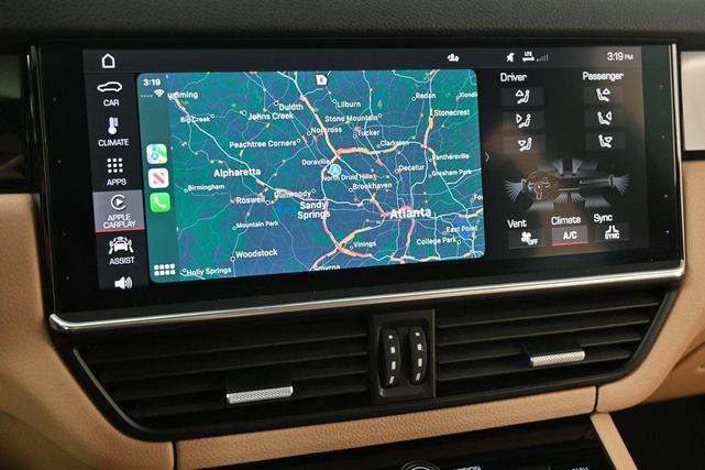 Photo of 2021 White Porsche Cayenne
