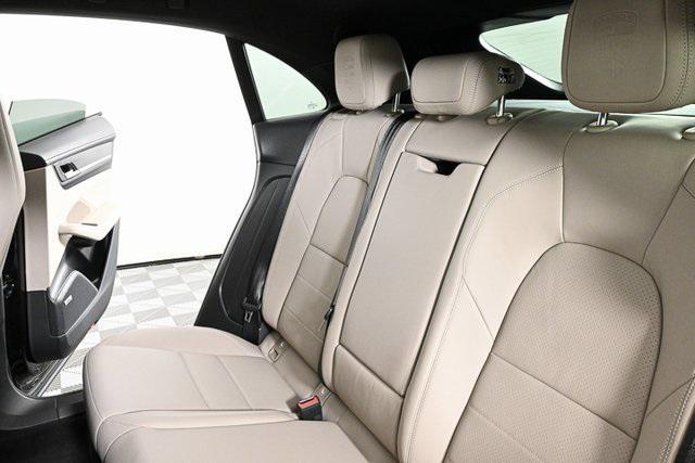 Photo of 2025 Jet Black Metallic Porsche Macan