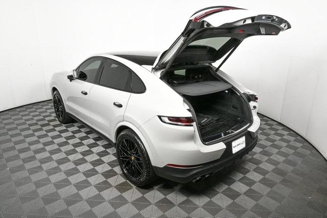 Photo of 2024 Chalk Porsche Cayenne
