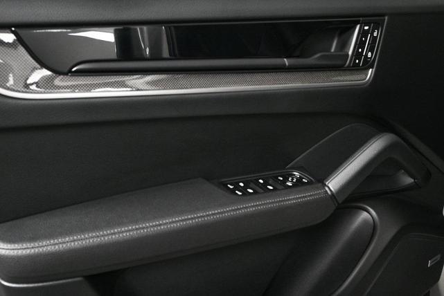 Photo of 2024 Chalk Porsche Cayenne