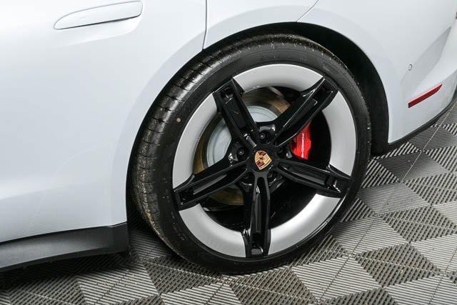 Photo of 2025 Ice Grey Metallic Porsche Taycan