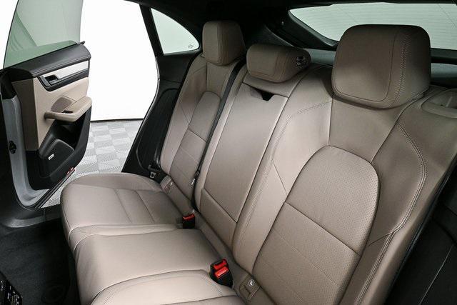 Photo of 2024 Ice Grey Metallic Porsche Macan