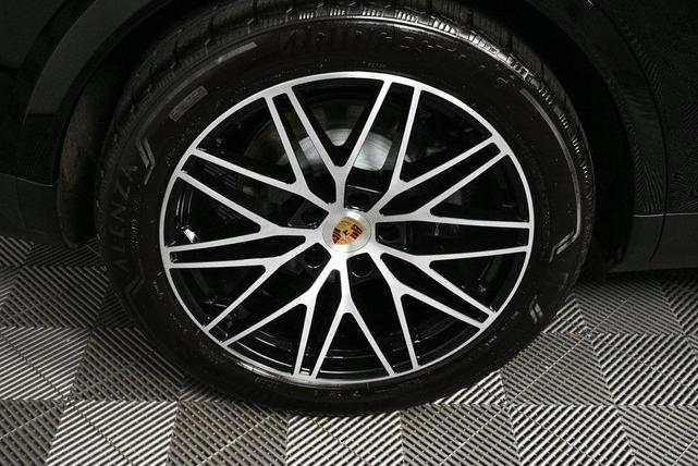 Photo of 2024 Black Porsche Cayenne