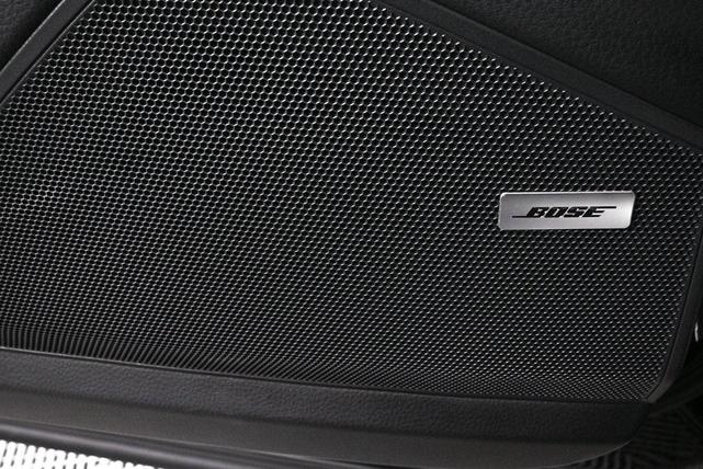 Photo of 2024 Black Porsche Cayenne