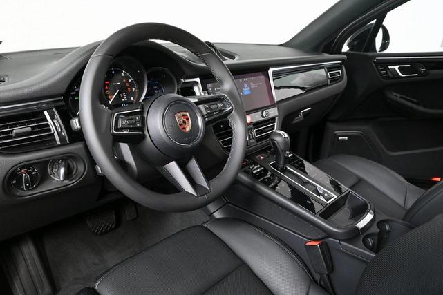 Photo of 2026  Porsche Macan