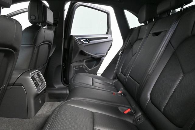 Photo of 2026  Porsche Macan