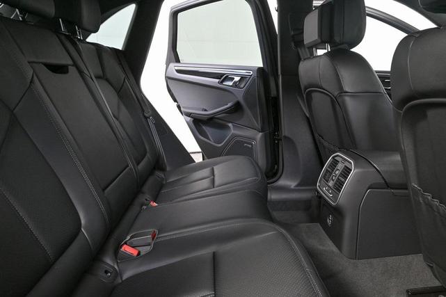 Photo of 2026  Porsche Macan