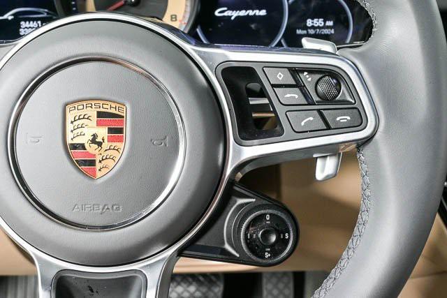 Photo of 2022 Moonlight Blue Metallic Porsche Cayenne