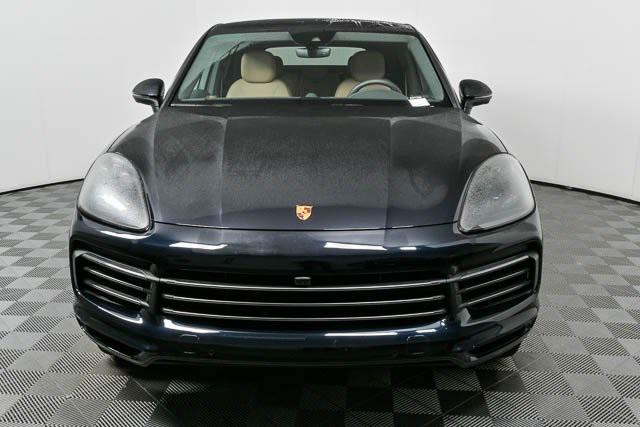 Photo of 2022 Moonlight Blue Metallic Porsche Cayenne
