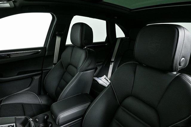 Photo of 2025 Volcano Grey Metallic Porsche Macan