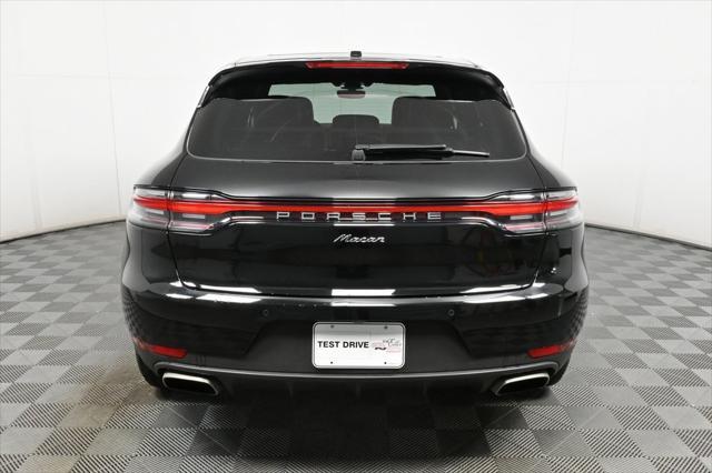 Photo of 2021 Black Porsche Macan